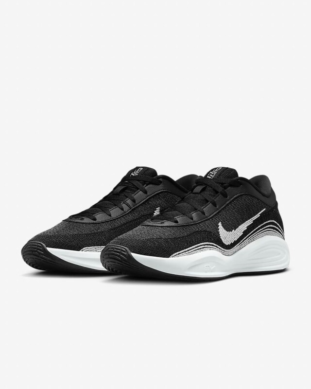 NIKE G.T. ハッスル アカデミー EP FJ7808-003