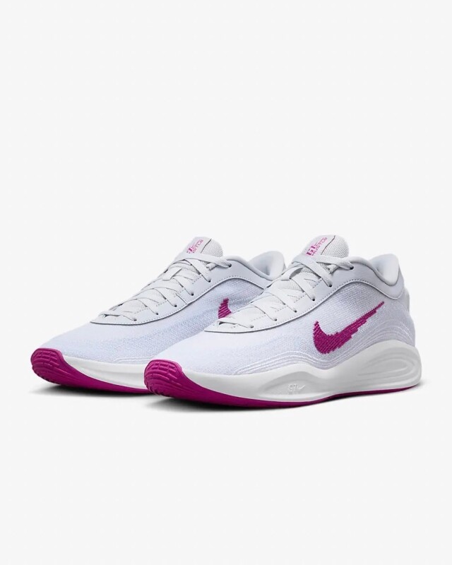 NIKE G.T. ハッスル アカデミー EP FJ7808-004