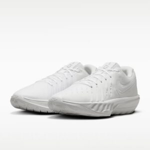 NIKE G.T. カット アカデミー 2 EP HV9775-105