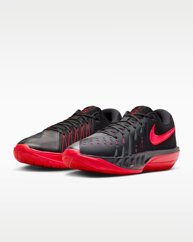 NIKE G.T. カット アカデミー 2 EP HV9775-003