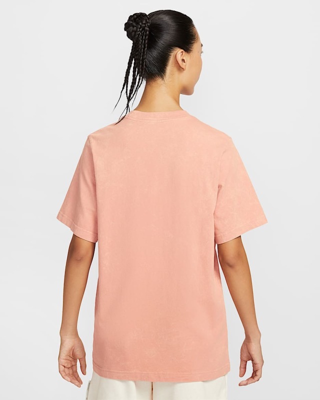 NIKE ウィメンズ ルーズ ショートスリーブ Tシャツ JPサイズ HV6984-688 画像3