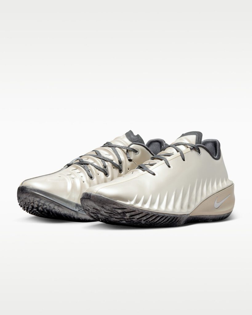 NIKE エアズーム G.T. CUT 4 EP IQ8243-001