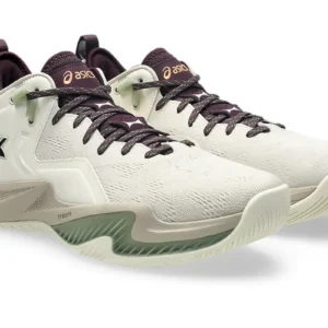 【ポイント2倍！】 ASICS NOVA SURGE LOW 2 1061A051-250
